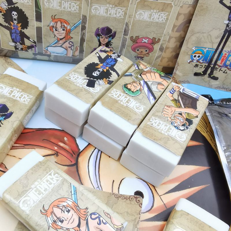 ممحاة ون بيس في كيس مفاجآت، من - مراجعة Erased Anime Merchandise وسعره